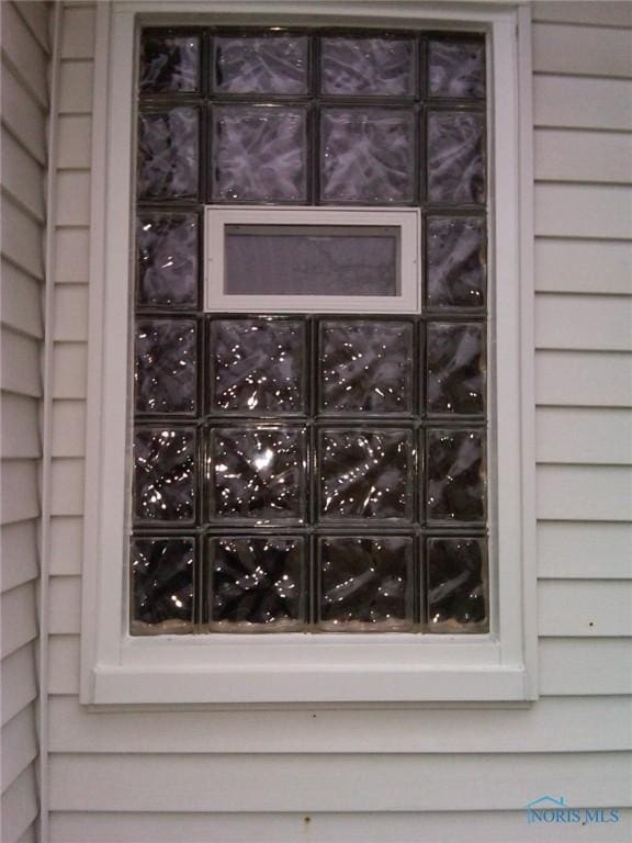 2106 Fairfax Rd, Toledo, OH 43613 - photo 14