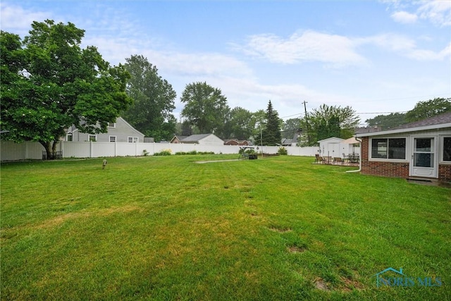 3605 W Laskey Rd, Toledo, OH 43623 - view of yard