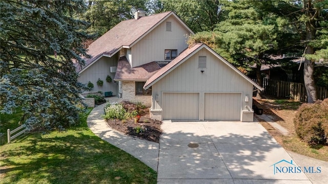 851 Country Club Dr, Bowling Green, OH 43402 - photo 1