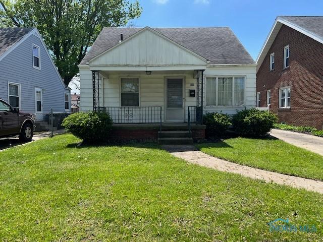 803 Mayfair Blvd, Toledo, OH 43612 - photo 1