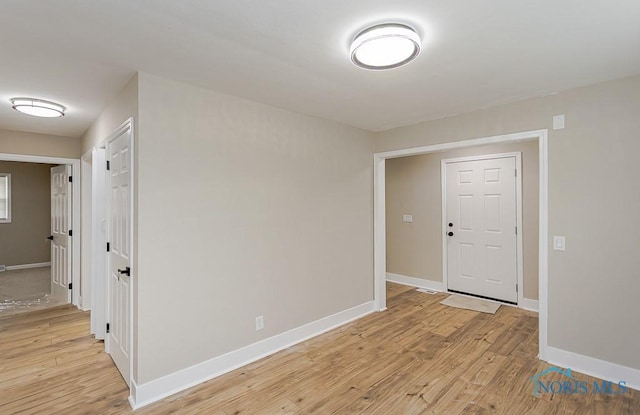 4308 Willis Blvd, Toledo, OH 43623 - empty room with light wood-style flooring and baseboards