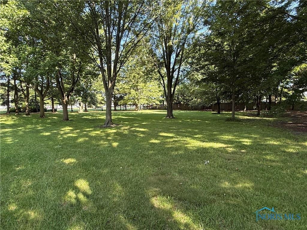 3046 N King Rd, Toledo, OH 43617