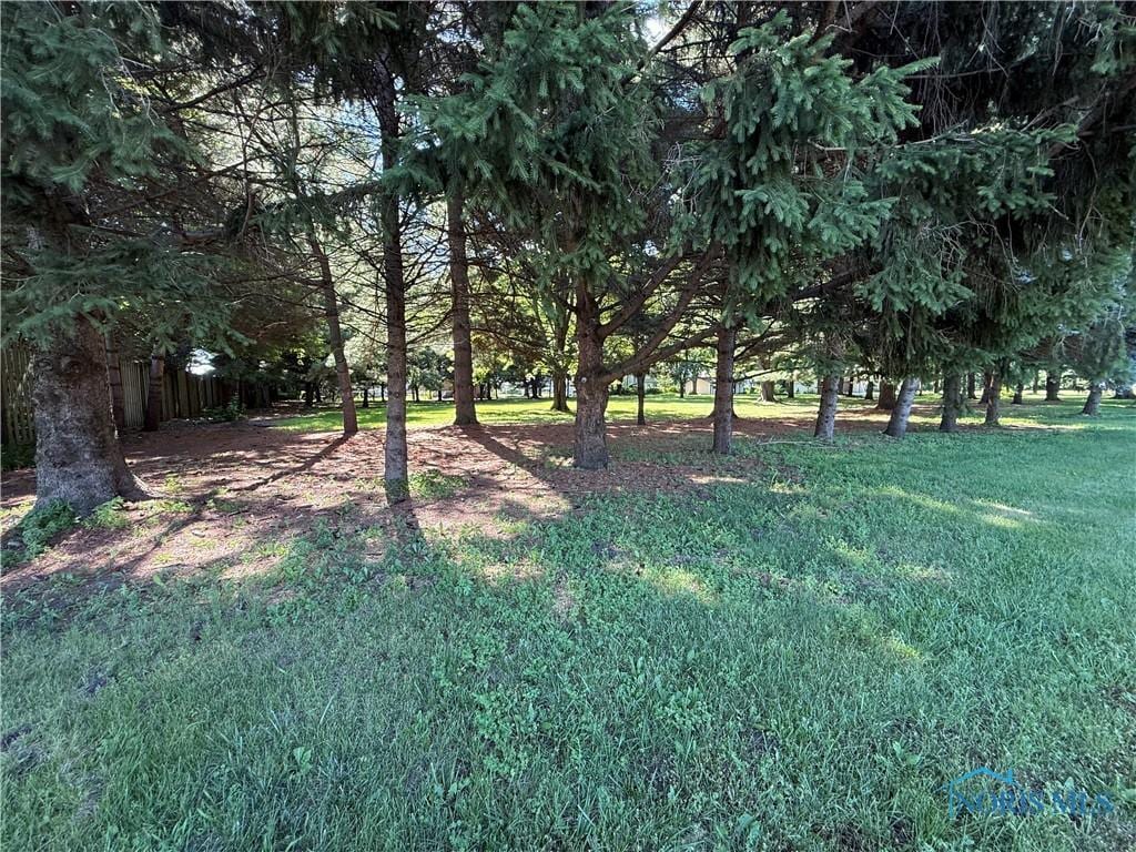 3046 N King Rd, Toledo, OH 43617