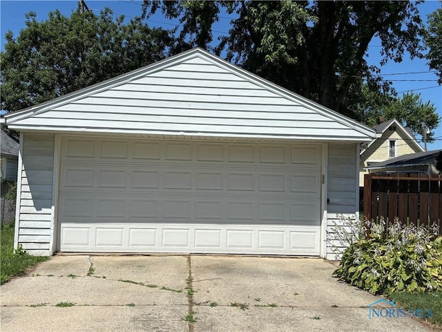 1654 Tadmore Dr, Toledo, OH 43605 - photo 19