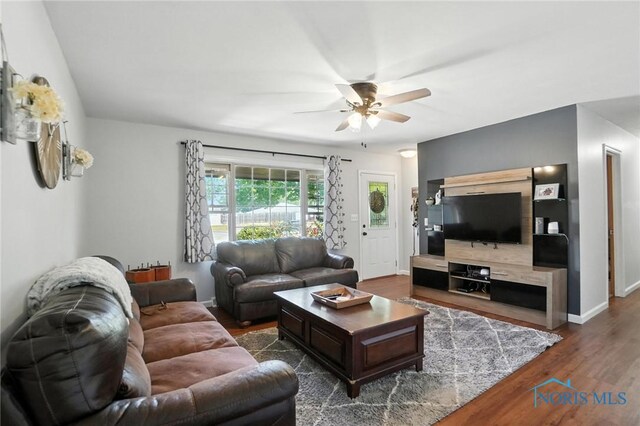 1819 Queenswood Dr, Findlay, OH 45840 - photo 5