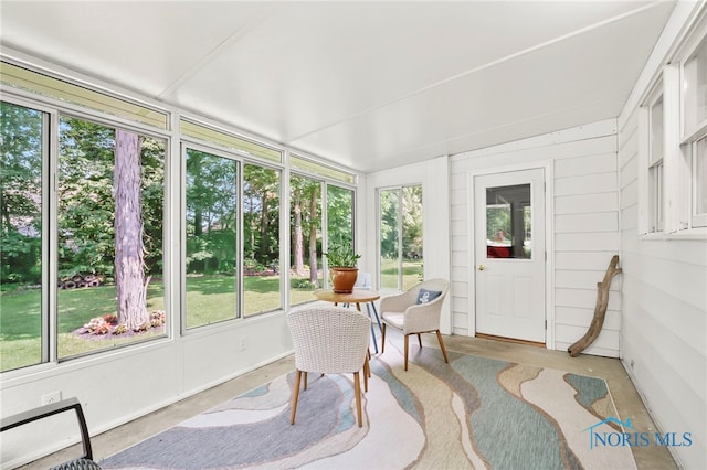 229 Hawthorn Dr, Archbold, OH 43502 - sunroom featuring concrete floors