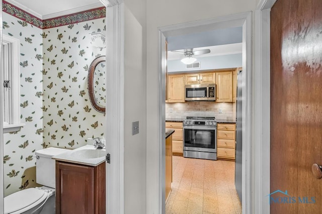 3328 Grimsby Pl, Ottawa Hills, OH 43606 - photo 18