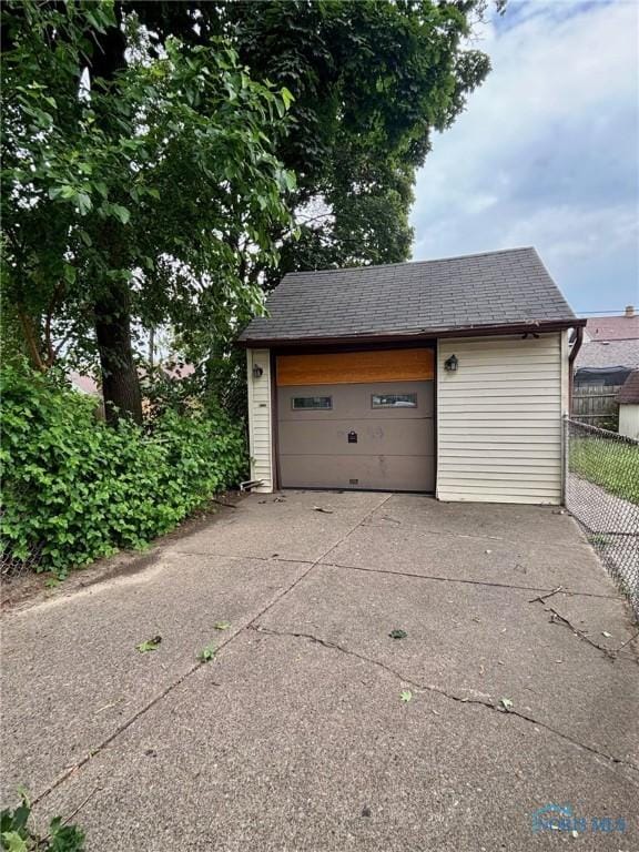 4136 Berwick Ave, Toledo, OH 43612 - view of detached garage