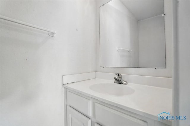 1939 Macomber St, Toledo, OH 43606 - bathroom with vanity
