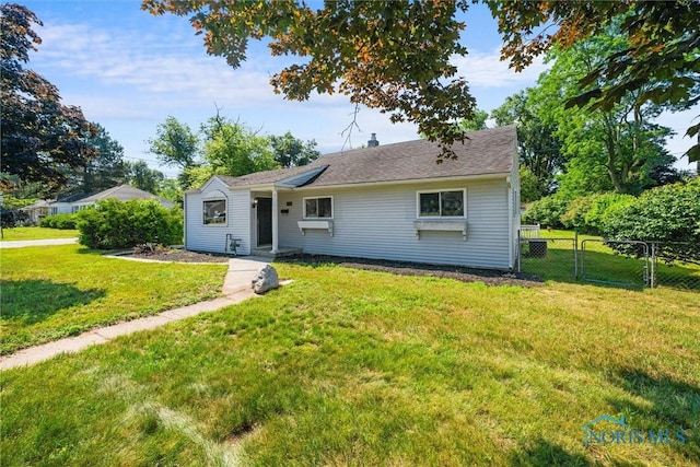 5201 Arbor Way, Sylvania, OH 43560 - bungalow-style house with a gate