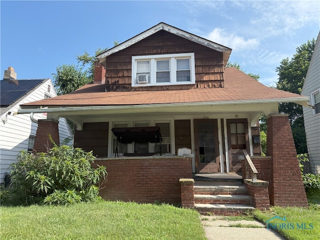 1336 Craigwood Rd, Toledo, OH 43612 - view of front of property with covered porch