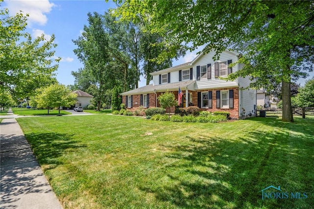 2838 Long View Dr, Maumee, OH 43537 - traditional-style home with brick siding