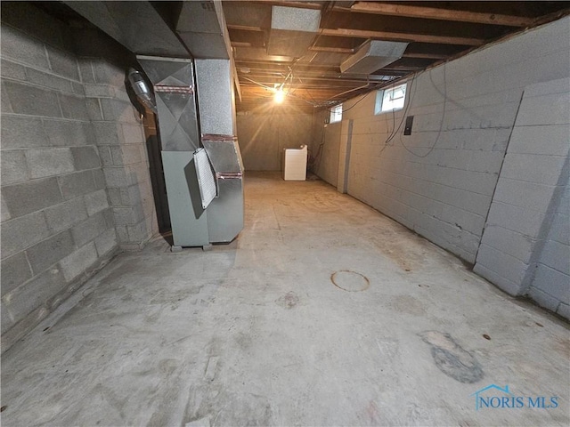 2916 Upton Ave, Toledo, OH 43606 - below grade area with heating unit