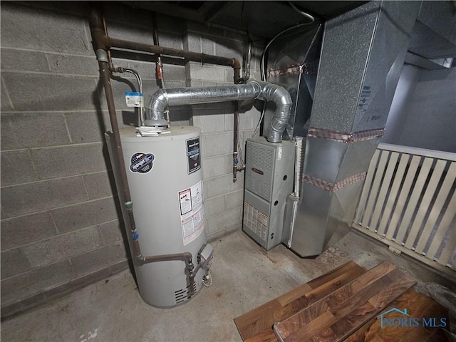 2916 Upton Ave, Toledo, OH 43606 - utilities with water heater