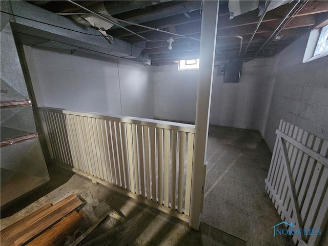 2916 Upton Ave, Toledo, OH 43606 - basement with electric panel