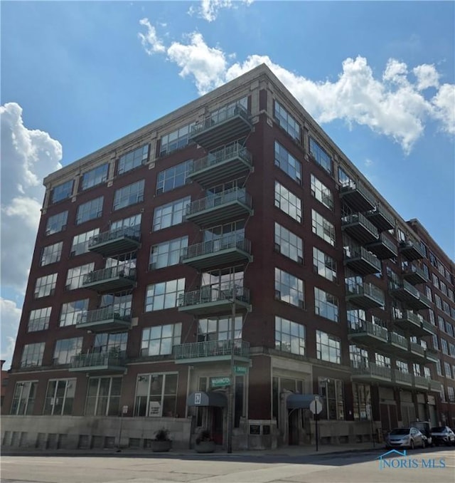745 Washington St Unit 503, Toledo, OH 43604 - photo 1