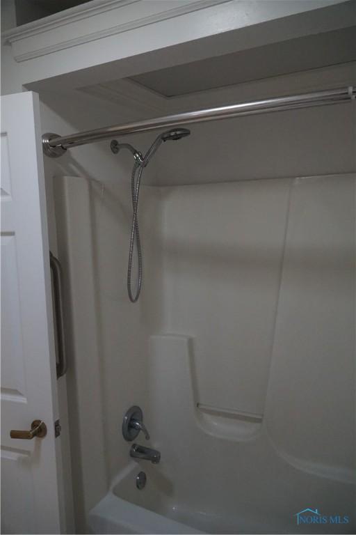 2412 Mckivett Dr Unit 2412, Toledo, OH 43615 - photo 20