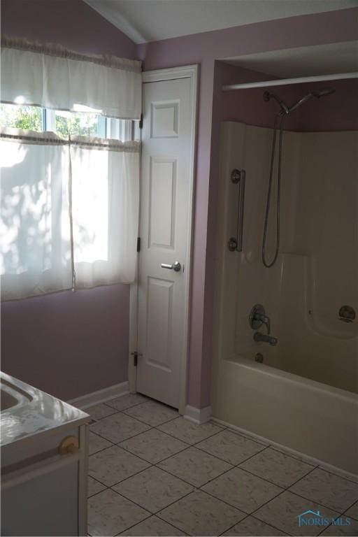 2412 Mckivett Dr Unit 2412, Toledo, OH 43615 - photo 24