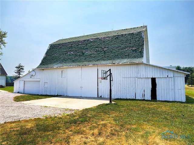 15740 Hill Rd, Defiance, OH 43512 - view of barn with a lawn