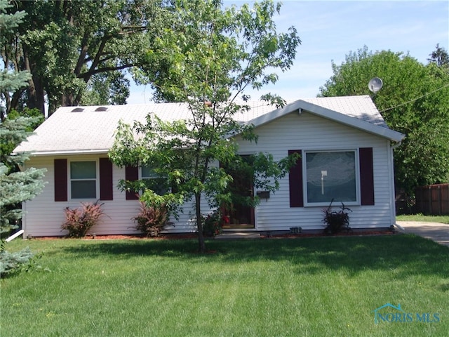 2040 Ketner Ave, Toledo, OH 43613 - photo 1