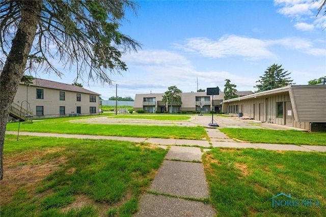 6201 Garden Rd Unit A14, Maumee, OH 43537 - view of green lawn