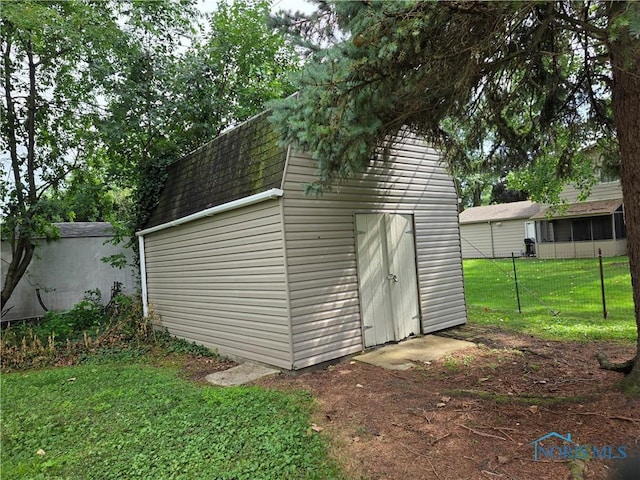 3651 Treelawn Dr, Toledo, OH 43614 - photo 31