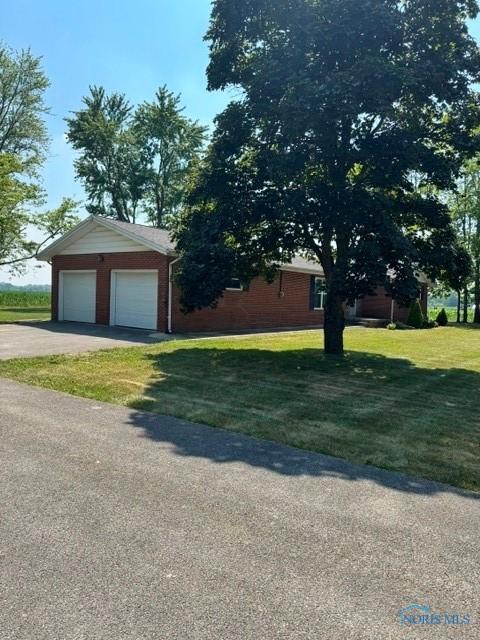 22725 Kellogg Rd, Grand Rapids, OH 43522 - photo 2