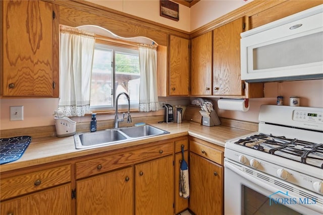 305 W 3rd St, Perrysburg, OH 43551 - photo 12