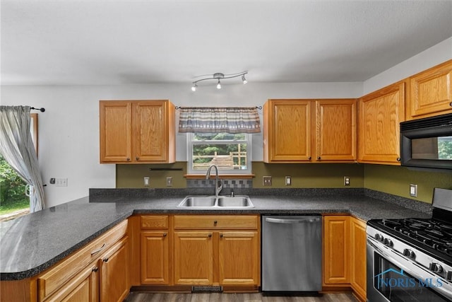 7033 Whiddenmill Dr, Whitehouse, OH 43571 - photo 13