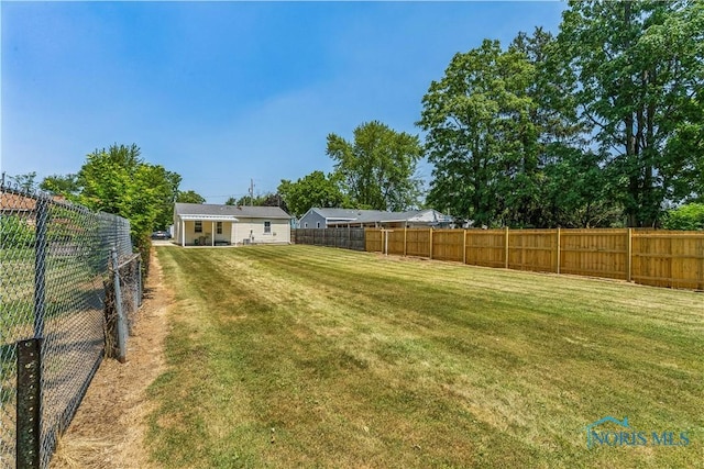 613 Davis St, Findlay, OH 45840 - photo 28