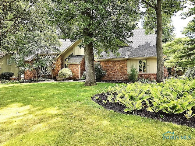 6045 Miakonda Trl, Sylvania, OH 43560 - photo 2