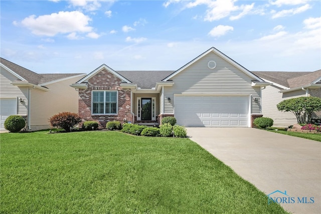 813 Meadowchase Ln, Toledo, OH 43615 - photo 1