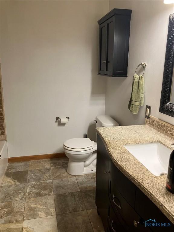 2148 Laurel Valley Dr, Toledo, OH 43614 - photo 10