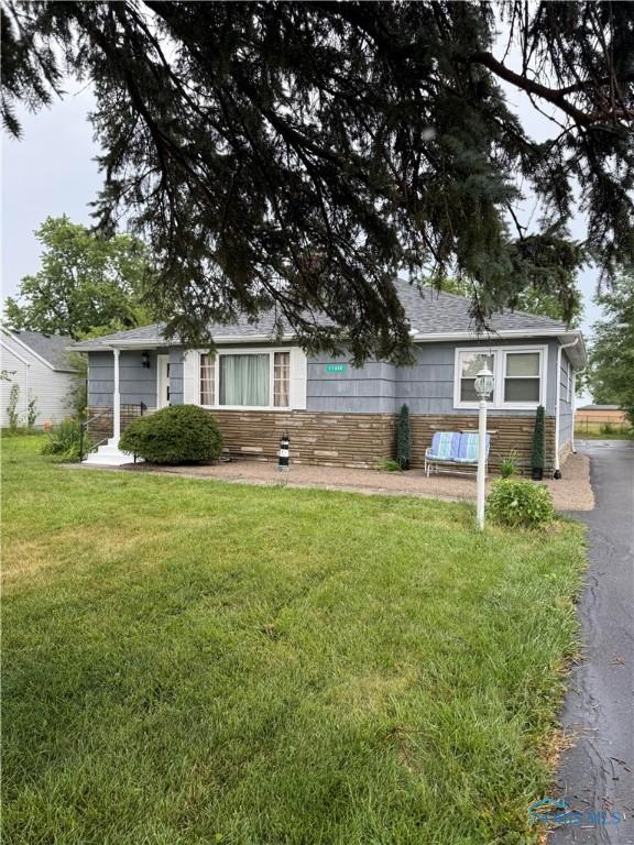 17586 Bridge St, Grand Rapids, OH 43522 - photo 1