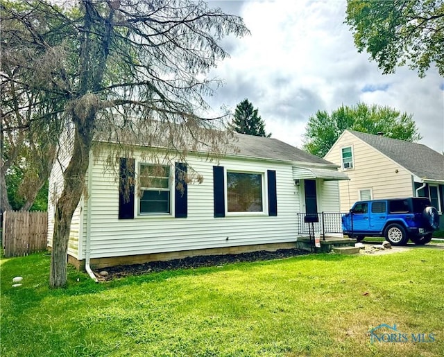 818 Tappan St, Maumee, OH 43537 - photo 2