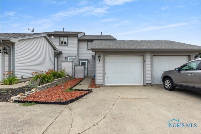809 Lawrence Ave Unit 2, Wauseon, OH 43567 - photo 1