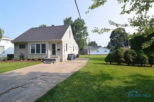 3061 123rd St, Toledo, OH 43611 - photo 2
