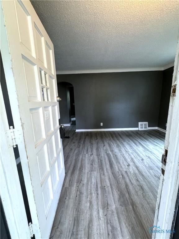 2126 Marlow Rd, Toledo, OH 43613 - photo 3
