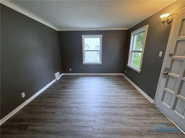 2126 Marlow Rd, Toledo, OH 43613 - photo 5