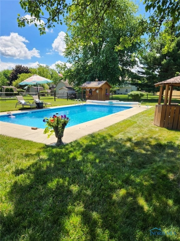 7047 Crosscreek Dr, Maumee, OH 43537 - photo 5