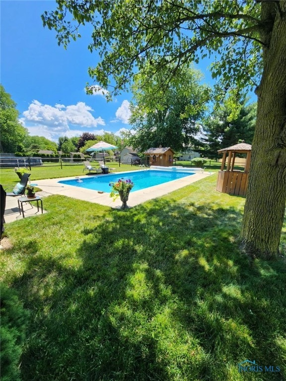 7047 Crosscreek Dr, Maumee, OH 43537 - photo 14