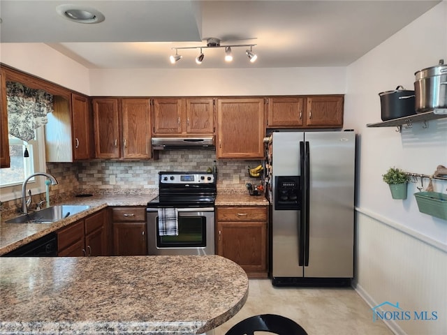 7047 Crosscreek Dr, Maumee, OH 43537 - photo 19