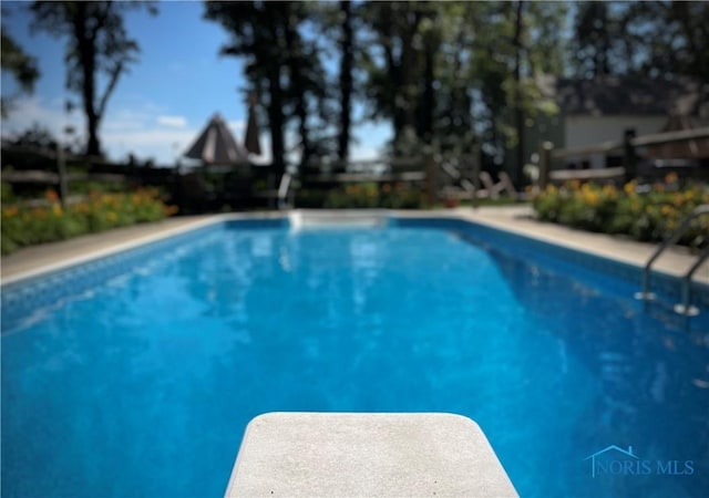 7435 Pilliod Rd, Holland, OH 43528 - photo 8