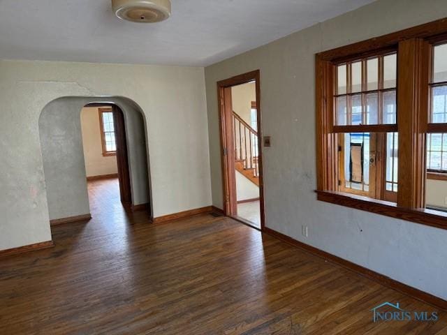 319 W High St, Hicksville, OH 43526 - photo 5