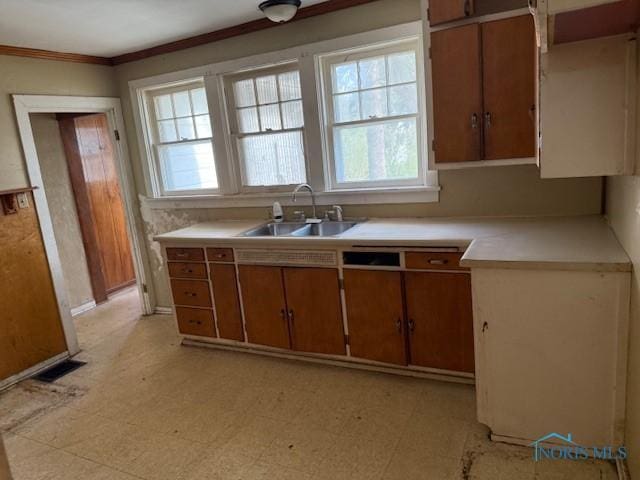 319 W High St, Hicksville, OH 43526 - photo 9