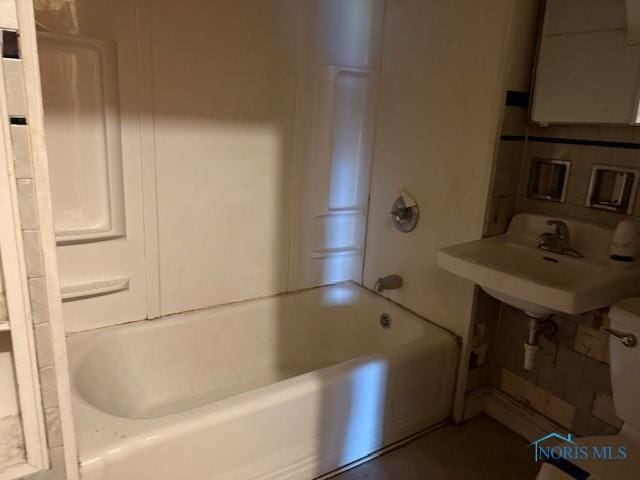 319 W High St, Hicksville, OH 43526 - photo 12