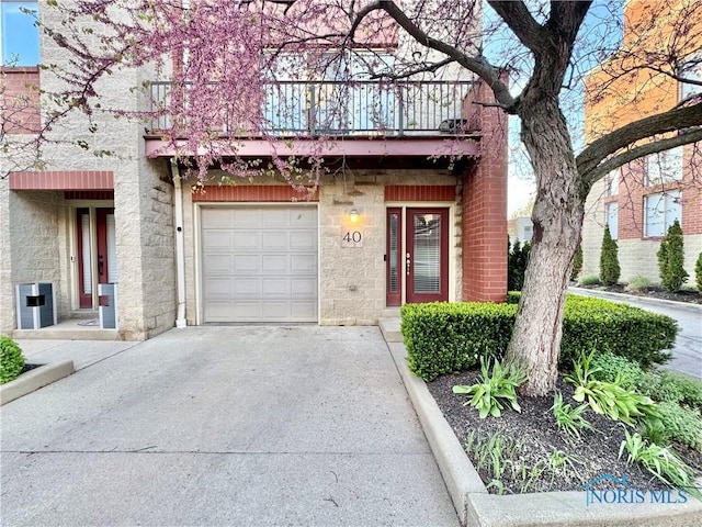 145 S Saint Clair St Unit 40, Toledo, OH 43604 - photo 1
