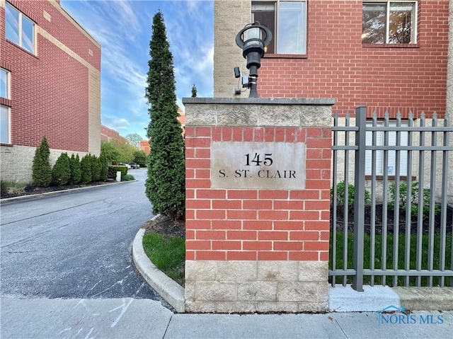 145 S Saint Clair St Unit 40, Toledo, OH 43604 - photo 3