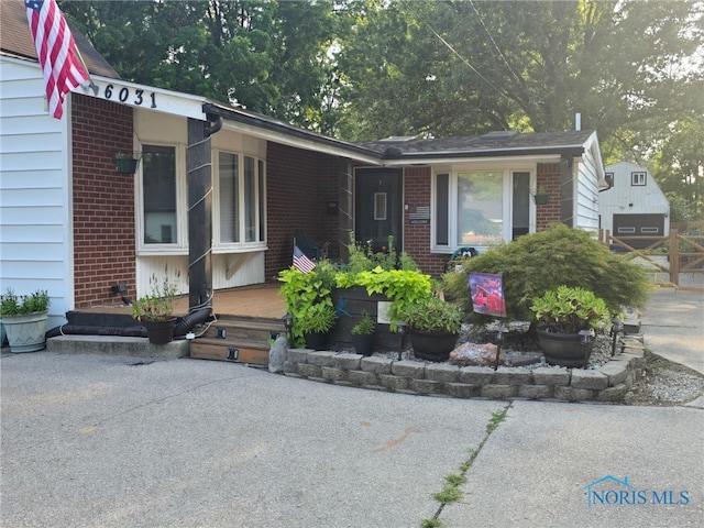 6031 Meteor Ave, Toledo, OH 43623 - photo 1