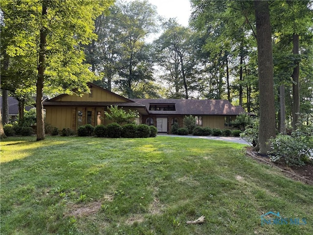 2114 Ragan Woods Dr, Toledo, OH 43614 - photo 1